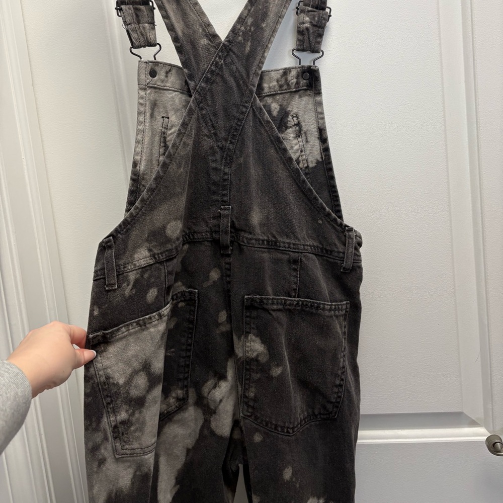 Free People Ziggy overalls in charcoal black wash Size XS We the Free denim - Picture 15 of 16